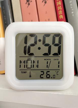 Часы хамелеон с датчиком температуры и будильником №1766
