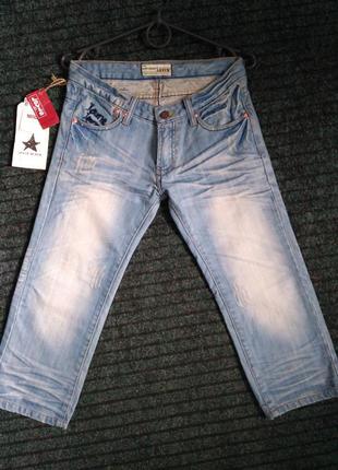 Levis джинсовые бриджи, шорты до колен w 27,29,30