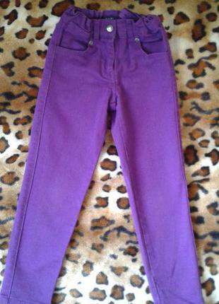 Bogi фиолетовые джинсы-брюки девочке 4-5лет.116см