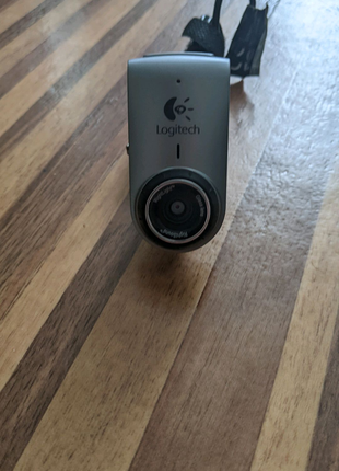Веб-камера Logitech QuickCam Deluxe