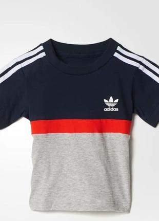 Футболка adidas