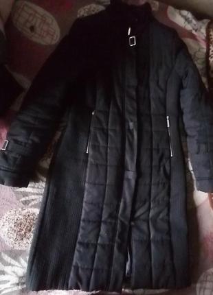Красивое стеганое пальто женское зима осень