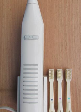 Электрическая зубная щётка Blend-a-dent