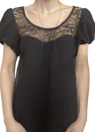 Стильная черная кружевная блуза с коротким рукавом