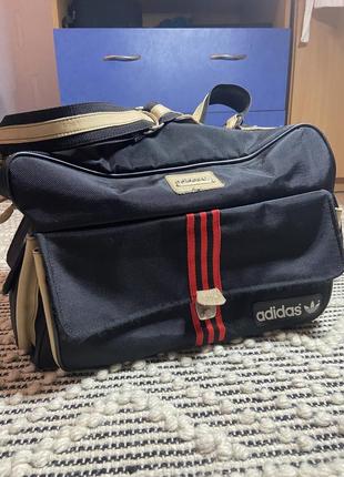 Спортивная сумка с кожаными вставками adidas
