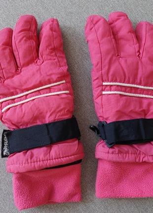 Лыжные термо  перчатки на 6-8 лет alive фирма  длина 25, ширин...