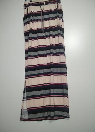 Длинная юбка с карманами