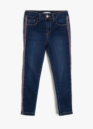 Стильные детские джинсы на девочку, 4-5 лет, новые