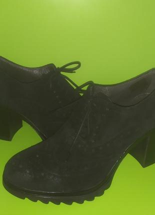 Замшевые чёрные туфли на устойчивом каблуке frank daniel, 37
