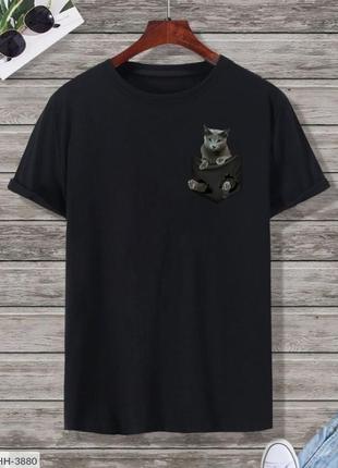 Женская футболка с принтом котика.