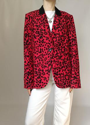 Пиджак в леопардовый принт