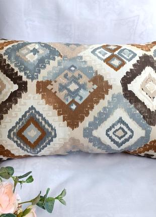 Декоративная  подушка с ромбами 30*45 с плотной ткани