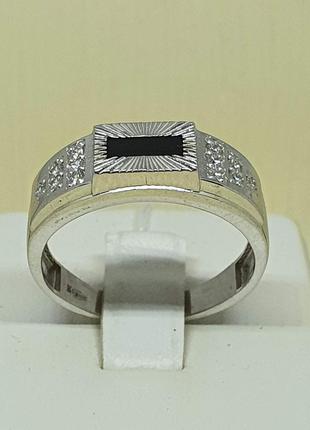 Серебряное мужское кольцо с фианитами. 60028Р 20,5