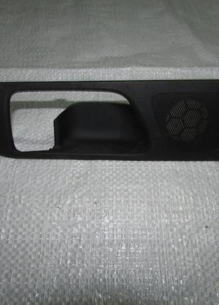 6761705040 - Накладка ручки дверей Toyota Avensis T25 2003-2008
