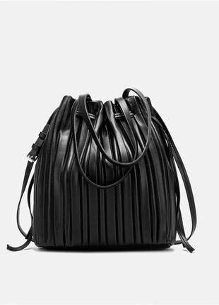 Женская сумка ZARA мешок шоппер кросс боди на плечо черного цвета