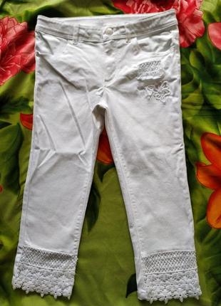 Фирменные,джинсовые, белые бриджи для девочки 7-8 лет-ovs
