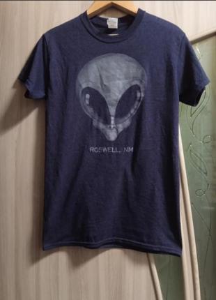 Винтажная футболка с инопланетянином