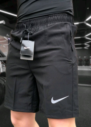 Чоловічі шорти nike pro чорні / найк про