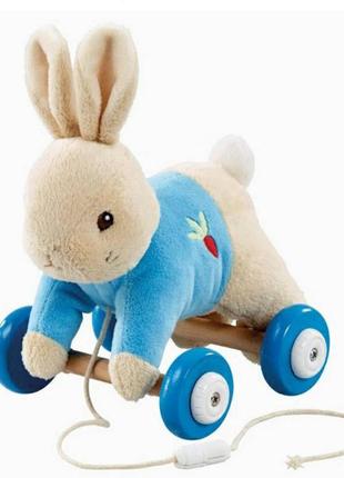Игрушка каталка для малыша кролик питер peter rabbit