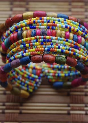 Разноцветный гибкий браслет на руку бисер и дерево. Индия