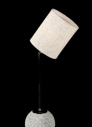 Настольная лампа с абажуром NJL2403-1