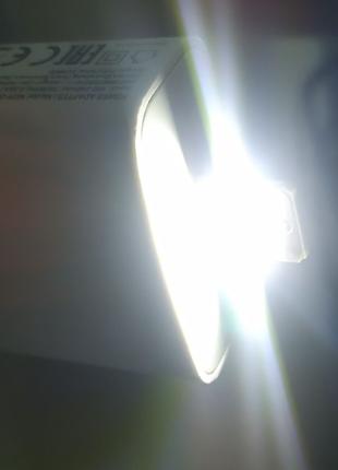 Світлодіодна нічна міні лампа USB білого світіння нейтральна