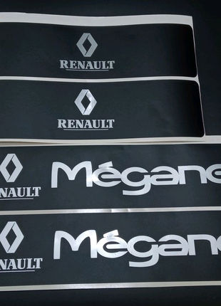 Защитная пленка наклейки на пороги Рено Меган Renault Megan