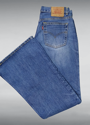 Жіночі джинси кльош levis flare