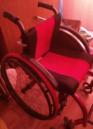 Крісло інвалідне