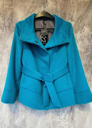 Женское короткое демисезонное пальто, качество отличное, больш...