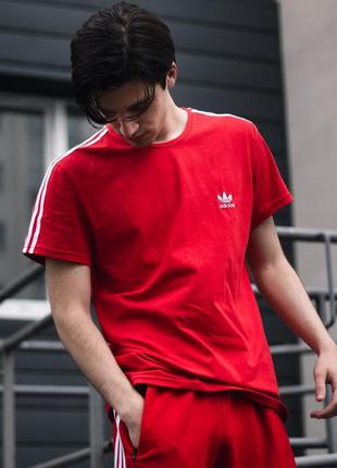 Комплект красный шорты + футболка