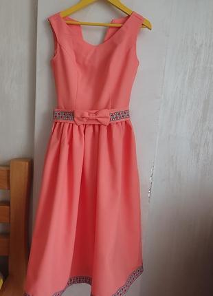 Платтячко персикового кольору