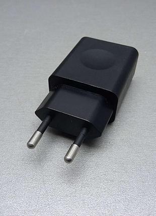 Заряднее устройство Б/У Сетевой адаптер USB