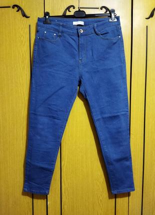 Гарні джинси стрейчеві укорочені фірмові якісні з високою поса...