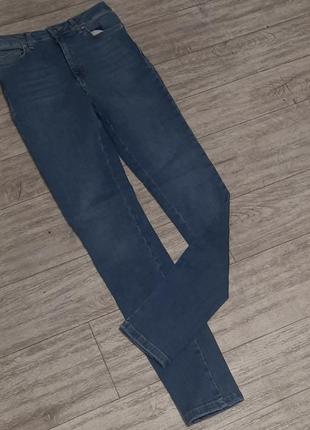 Синие джинсы зауженные asos design высокая посадка 26 размер
