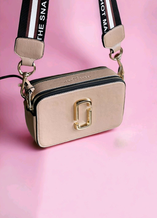 Жіноча бежева шкіряна сумка клатч Marc Jacobs Snapshot beige