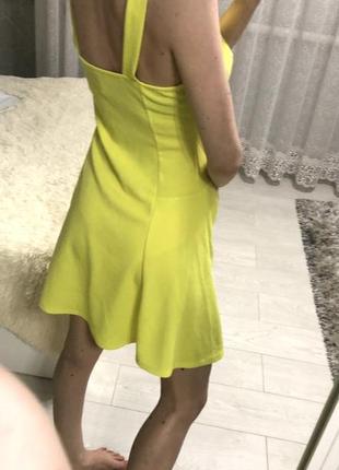Платье лимонного цвета