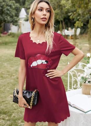 Shein. товар привезен из англии. платье футболка с губами из п...
