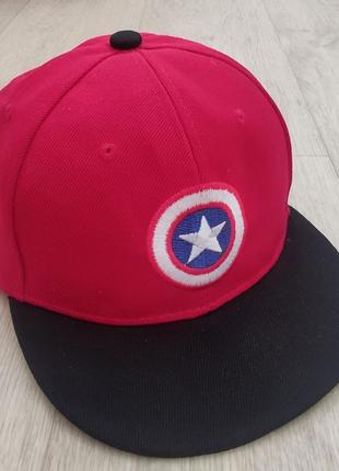 Кепка детская снепбек (Snapback) Капитан Америка Красный с чер...