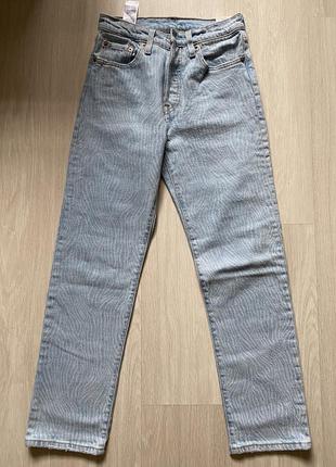 Levi's джинсы женские 25 р