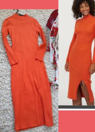 Шикарное вязаное платье в рубчик с разрезом цвет апельсина, h&...