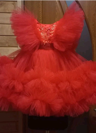 Красное нарядное платье от 1 годик и больше