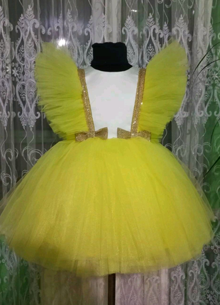 Жёлтое нарядное детское платье