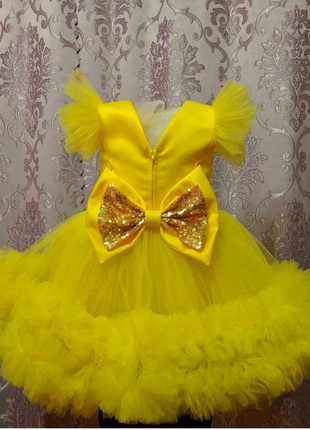 Жёлтое  нарядное детское  платье  на любой праздник,разные размер