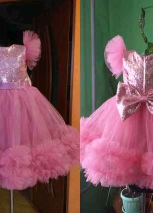 Розовое нарядное платье на любой праздник