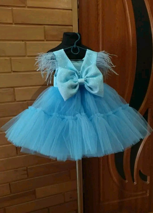 Голубое нарядное платье детское  на любое торжество