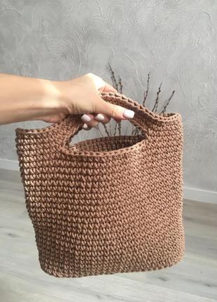 Стильна в'язана сумочка трендова сумка ніжно коричневого кольору