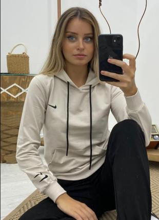 Жіночий спортивний костюм Nike Бежевий / Теракотовий / Чорний
