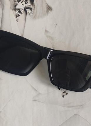 Жіночі сонцезахисні окуляри з тонкими дужками Чорний (43550)