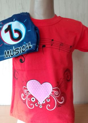 Летний комплект футболка Музыка и шорты для девочки 4-5 лет